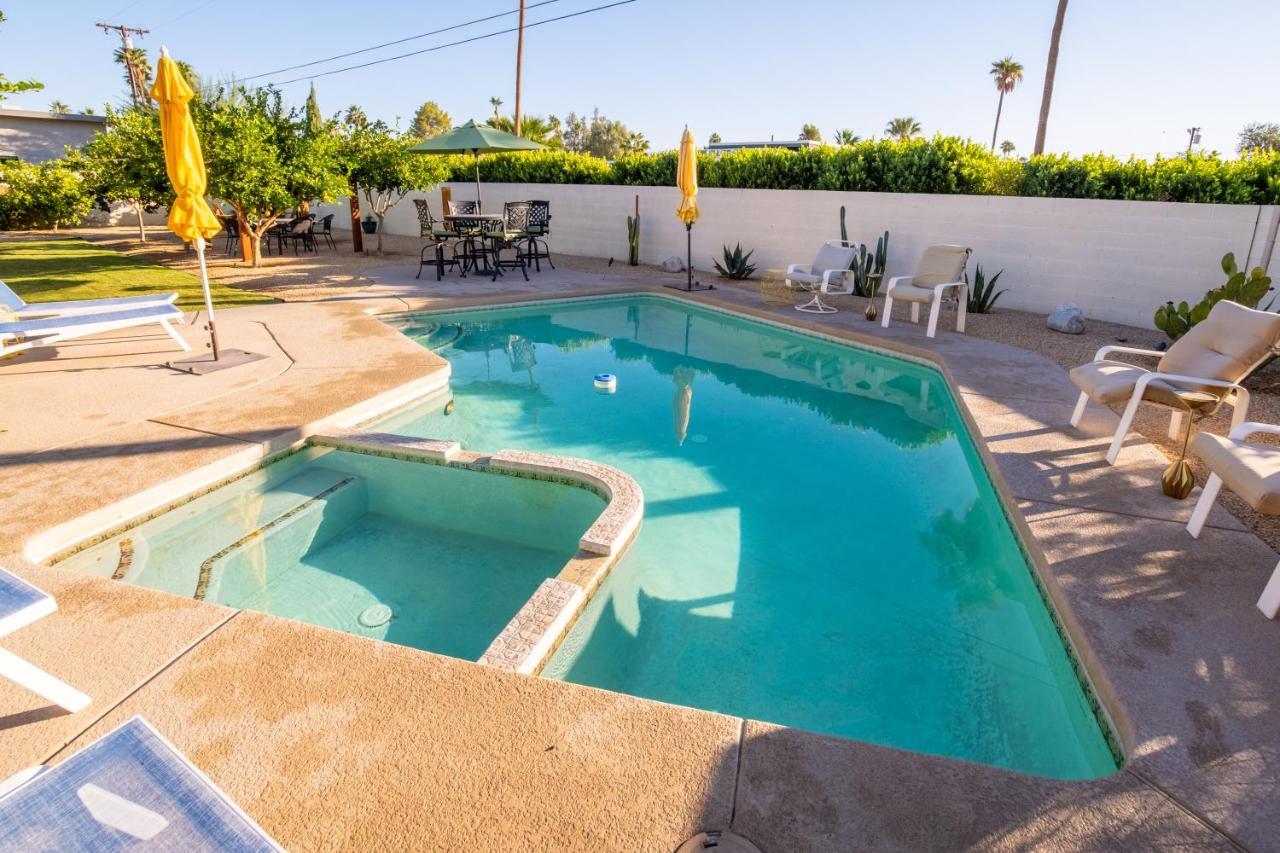 Beautiful Palm Springs Home Large Private Yard Kültér fotó
