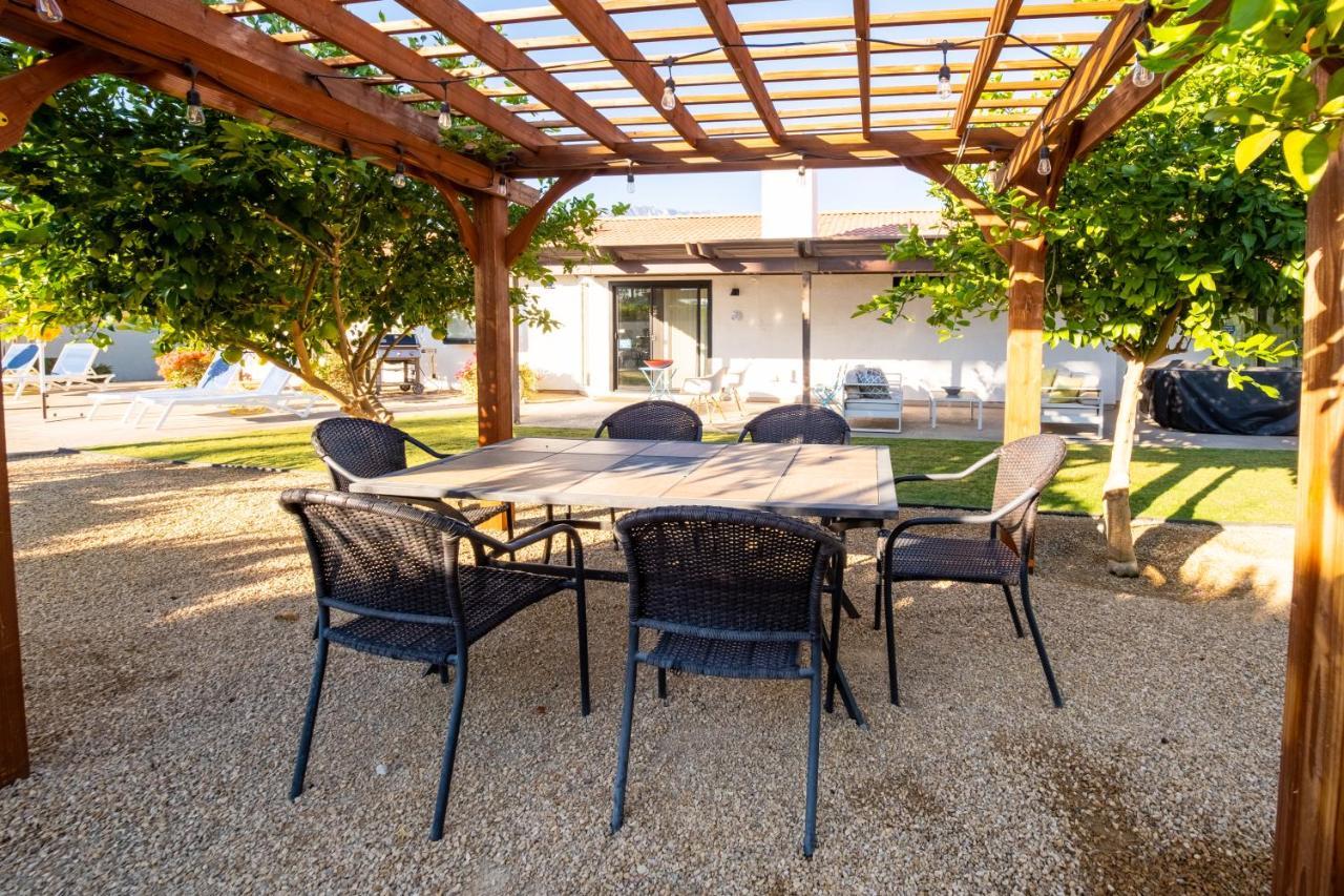Beautiful Palm Springs Home Large Private Yard Kültér fotó