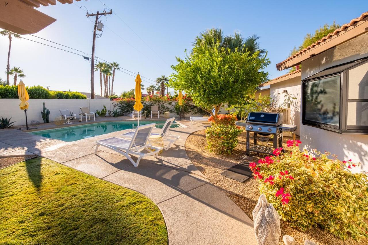 Beautiful Palm Springs Home Large Private Yard Kültér fotó